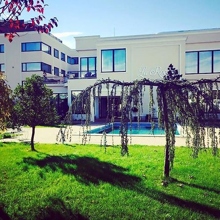 La Rocca Boutique Hotel Craiova Esterno foto