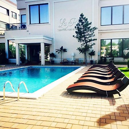 La Rocca Boutique Hotel Craiova Esterno foto