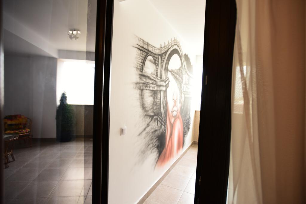 La Rocca Boutique Hotel Craiova Esterno foto