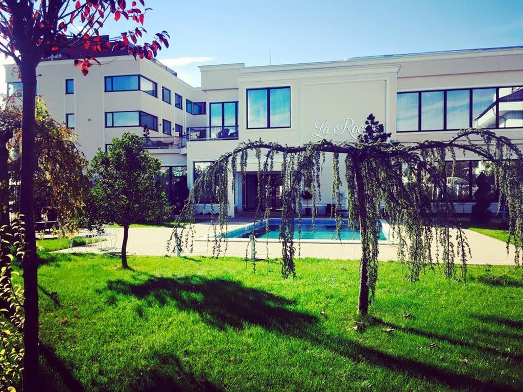 La Rocca Boutique Hotel Craiova Esterno foto